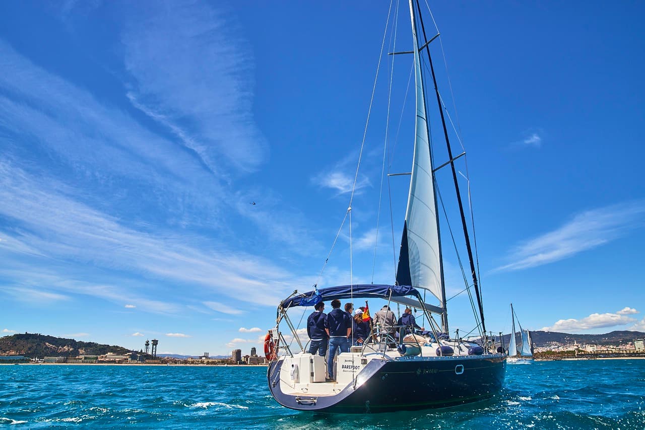Sailboat rental Jeanneau Sun Odyssey 45 Barefoot Sailboat in Barcelona - Aria.Image 10