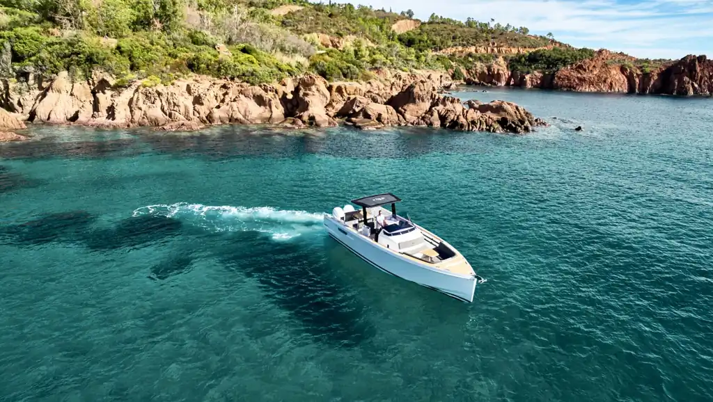 Fjord 36 Xpress Motoryacht - image 9