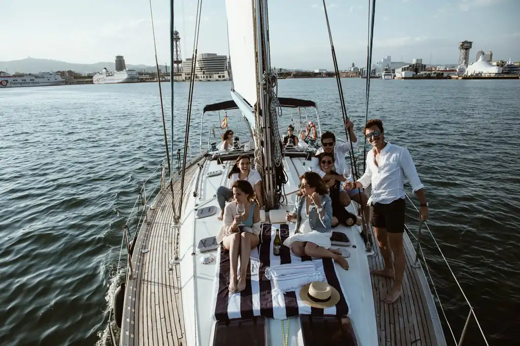 Sailboat rental Jeanneau Sun Odyssey 45 Barefoot Sailboat in Barcelona - Aria.Image 2