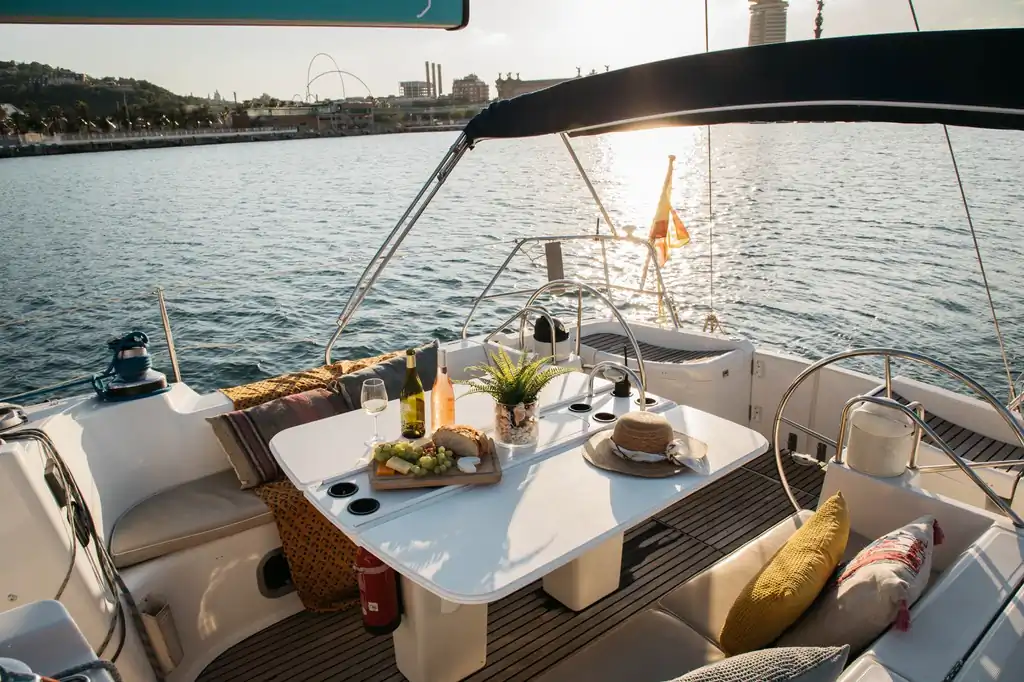 Jeanneau Sun Odyssey 45 Barefoot Veler - image 9