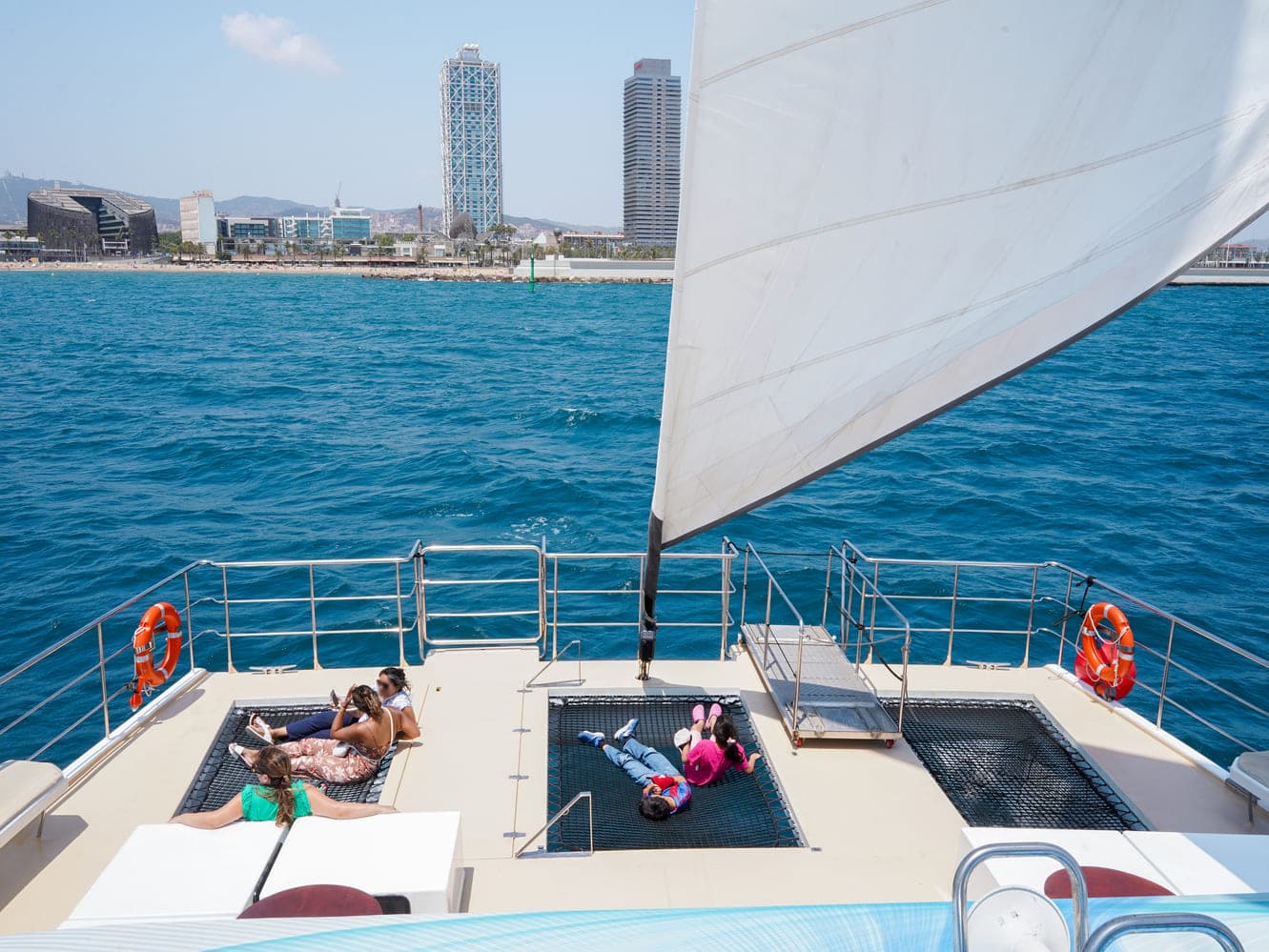 Alquiler de velero Eco Sail Catamaran en Barcelona - Aria.Image 10