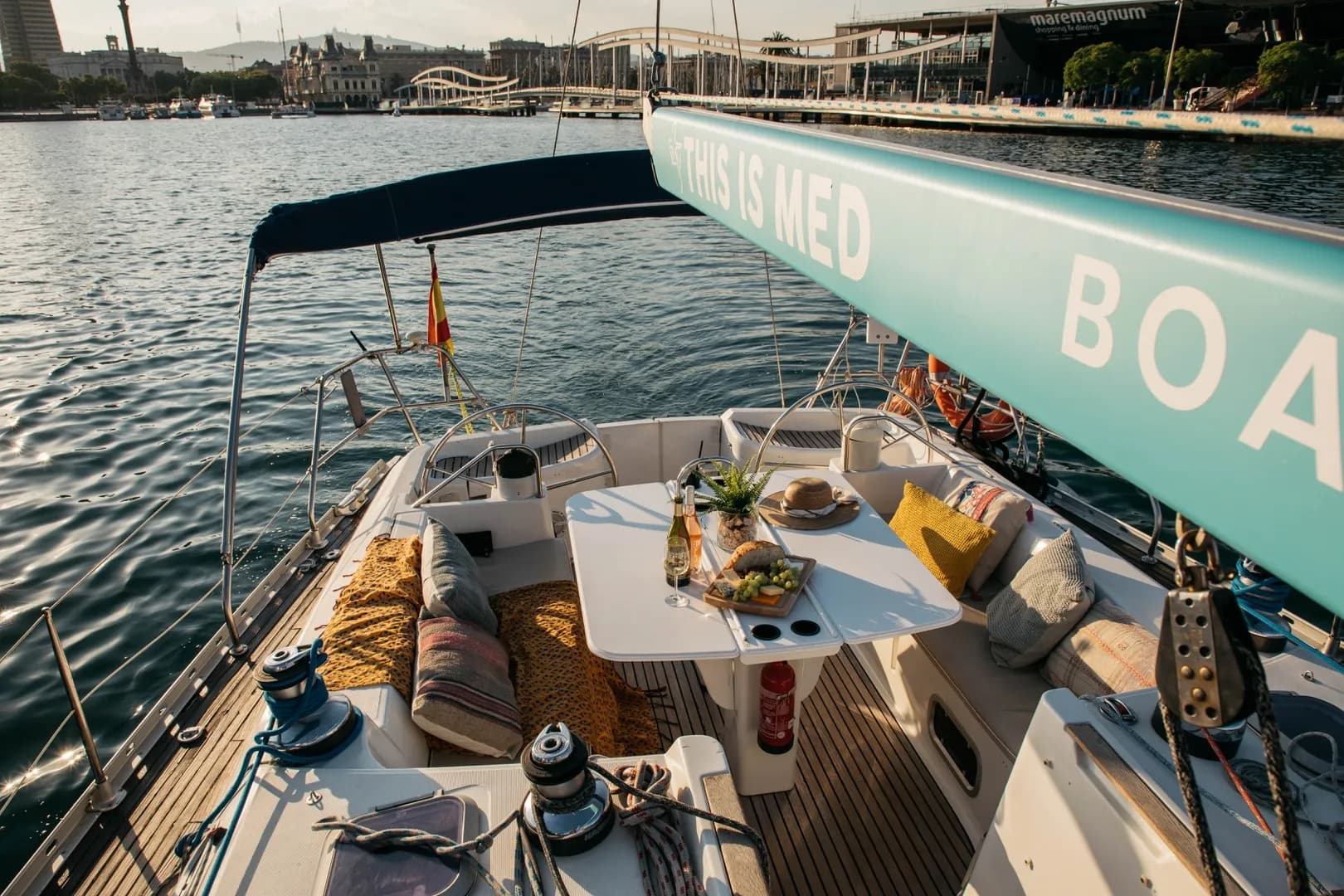 Klassische Segelbootfahrt In Barcelona - Aria.Image 1